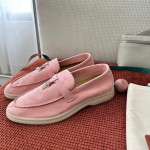 Loro Piana サマーチャームズ ウォーク ローファー FAE5444-30AT フラワリングチェリー 女性用 コンフォートシューズ 正面ビュー