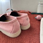 Loro Piana サマーチャームズ ウォーク ローファー FAE5444-30AT フラワリングチェリー 女性用 コンフォートシューズ 正面ビュー