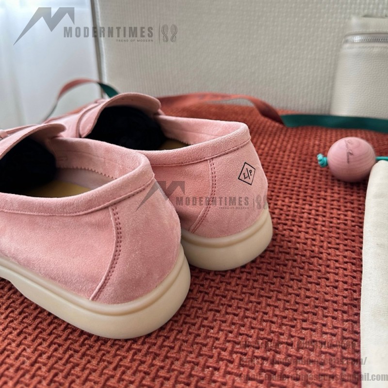 Loro Piana サマーチャームズ ウォーク ローファー FAE5444-30AT フラワリングチェリー 女性用 コンフォートシューズ 正面ビュー
