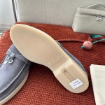 Loro Piana サマーチャームズ ウォーク ローファー FAE5444-W13O ブルーフローライト 女性用 コンフォートシューズ 正面ビュー