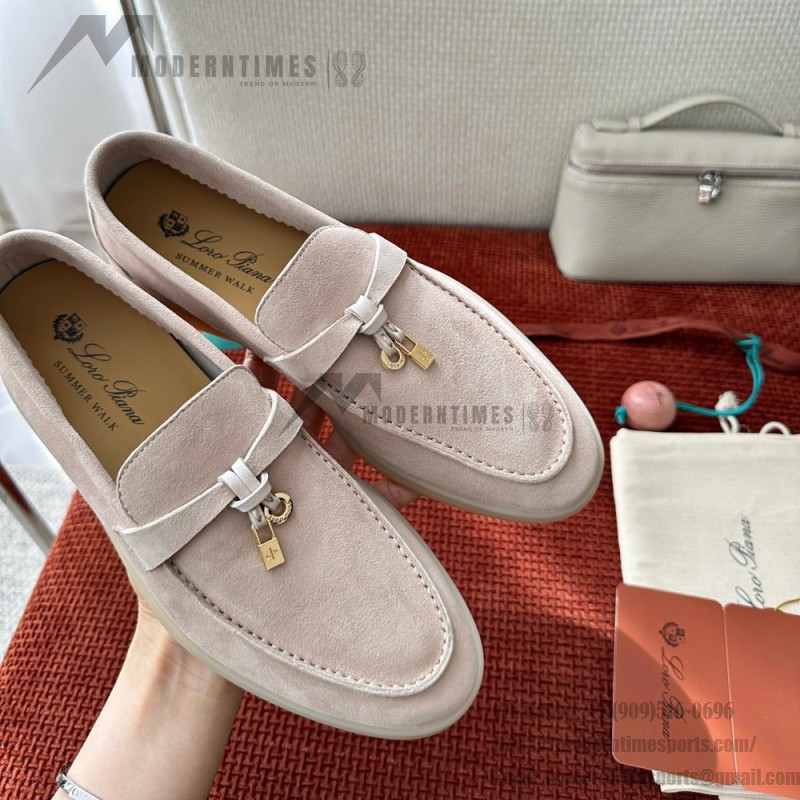 Loro Piana サマーチャームズ ウォーク ローファー FAE5444-30AT フラワリングチェリー 女性用 コンフォートシューズ 正面ビュー