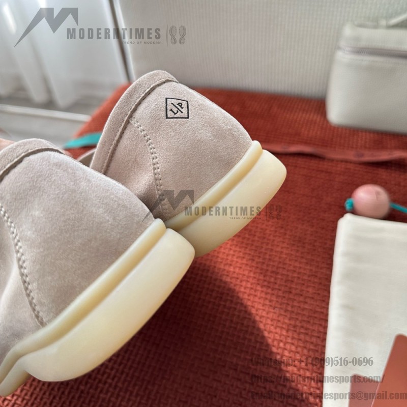 Loro Piana サマーチャームズ ウォーク ローファー FAE5444-30AT フラワリングチェリー 女性用 コンフォートシューズ 正面ビュー