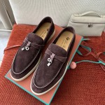 Loro Piana サマーチャームズ ウォーク ローファー FAE5444-E424 サドルブラウン 女性靴 Loro Piana サマーチャームズ ウォーク ローファー FAE5444-E424 サドルブラウン 女性用 コンフォートシューズ 正面ビュー