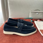 Loro Piana サマーチャームズ ウォーク ローファー FAE5444-W13O ブルーフローライト 女性用 コンフォートシューズ 正面ビュー