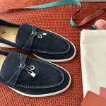 Loro Piana サマーチャームズ ウォーク ローファー FAE5444-W13O ブルーフローライト 女性用 コンフォートシューズ 正面ビュー