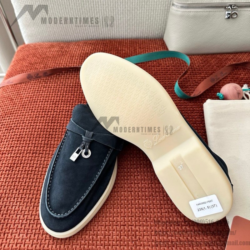 Loro Piana サマーチャームズ ウォーク ローファー FAE5444-W13O ブルーフローライト 女性用 コンフォートシューズ 正面ビュー