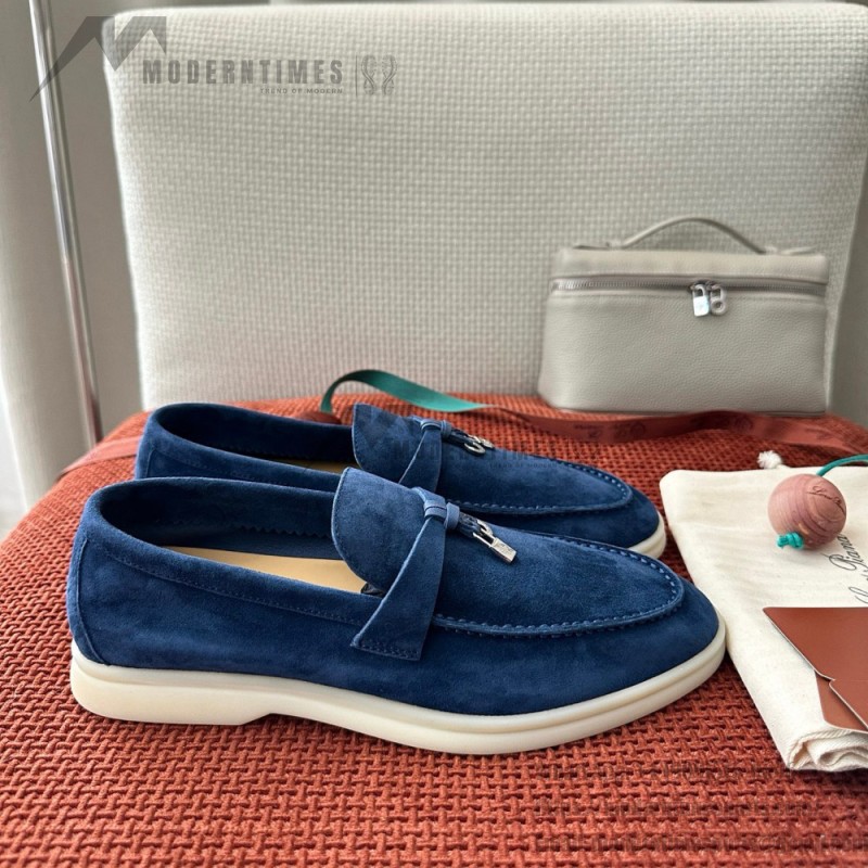 Loro Piana サマーチャームズ ウォーク ローファー FAE5444-W13O ブルーフローライト 女性用 コンフォートシューズ 正面ビュー