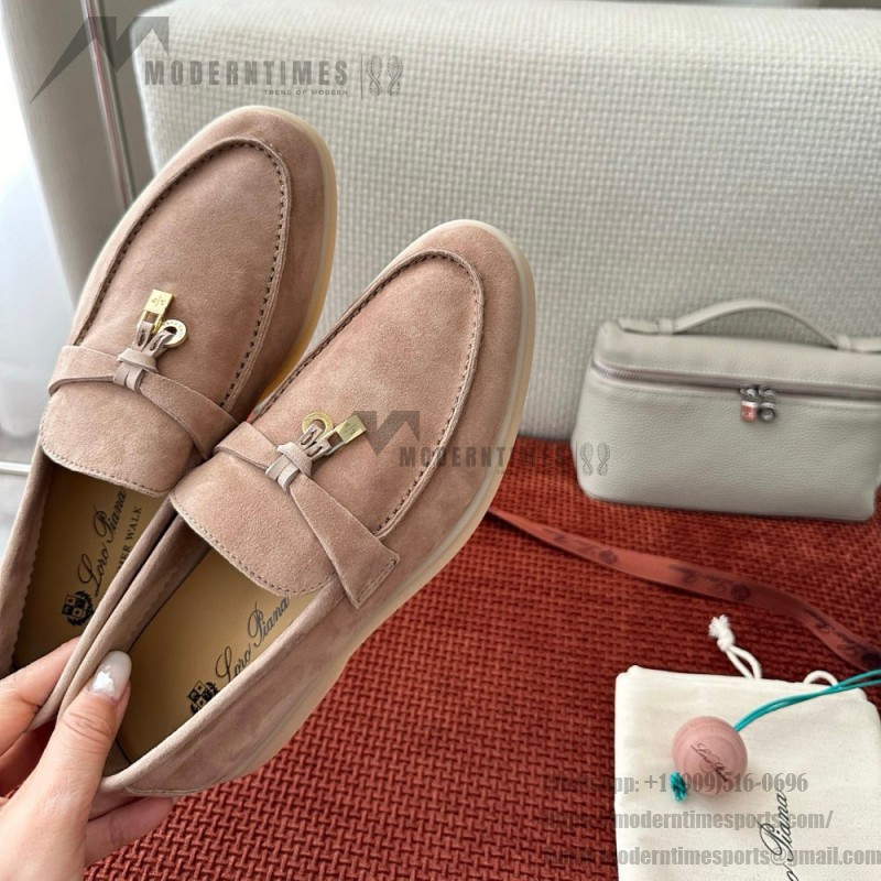 Loro Piana サマーチャームズ ウォーク ローファー FAE5444-30AT フラワリングチェリー 女性用 コンフォートシューズ 正面ビュー