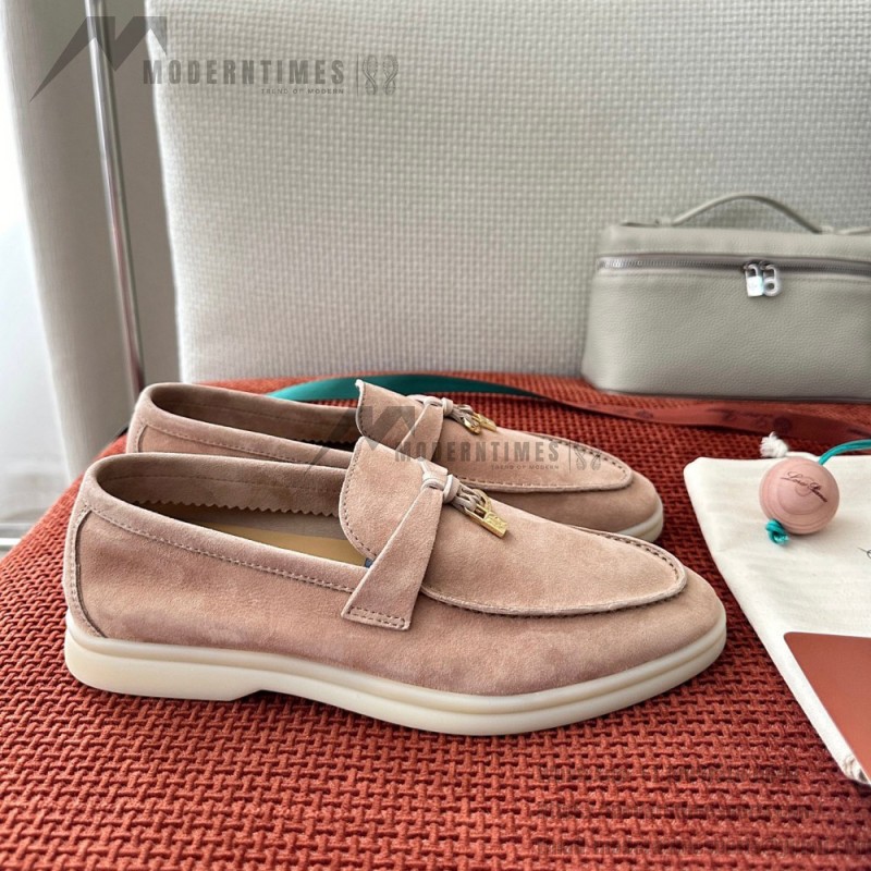 Loro Piana サマーチャームズ ウォーク ローファー FAE5444-30AT フラワリングチェリー 女性用 コンフォートシューズ 正面ビュー