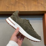 ロロ・ピアーナ ウィークエンドウォーク スニーカー FAM1720 メンズ ダークグレー スウェード カジュアルシューズ 白い靴底