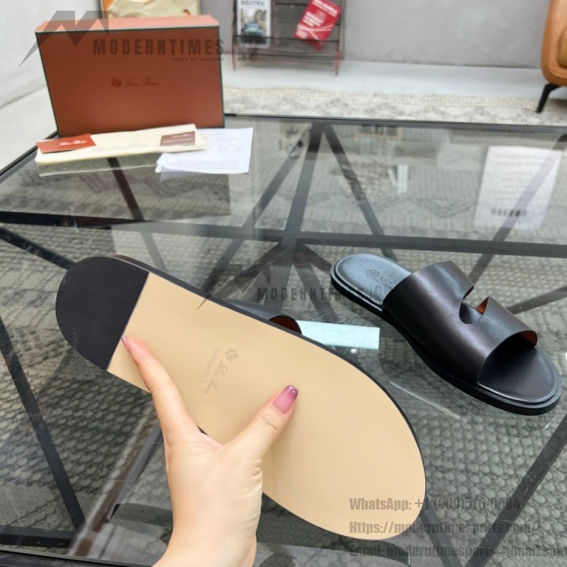 Loro Piana Pilat Plain Walk Sandal FAP1185-8000 Black Footwear Loro Piana Pilat Plain Walk Sandal FAP1185-8000 Black Men's Comfort Sandals Front View