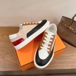 HERMES 그레이 레더 로우탑 스니커즈 유니섹스