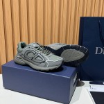 DIOR B30 Olive Green Designer Sneakers for Men and Women DIOR B30 Low-Top Olive Sneakers 3SN279ZRD H680 Luxury Mesh Calfskin Shoes