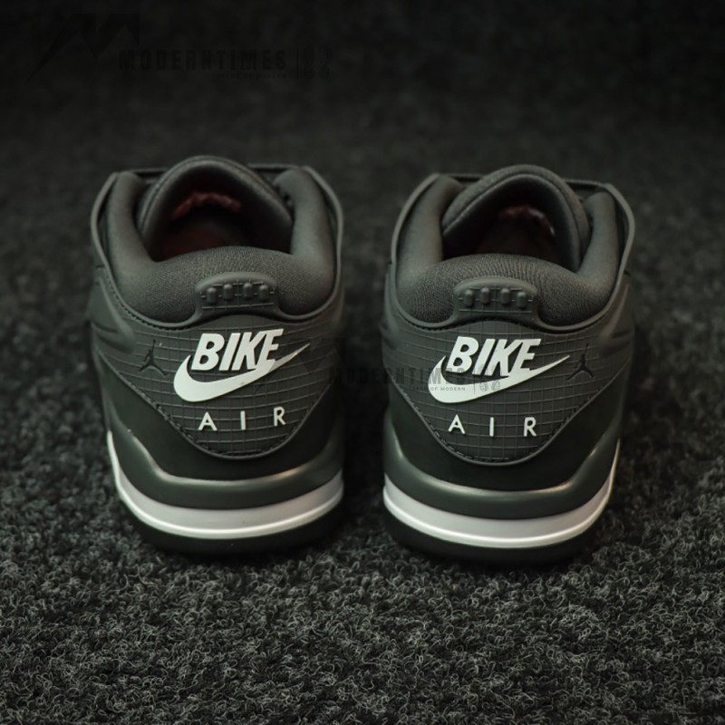 Air Jordan 4 RM x Nigel Sylvester "Driveway Grey" HF4334-004 collaborative low-top sneakers in grey